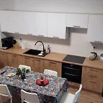 Villa 20a, Dom 11 Miejsc Bladkowo