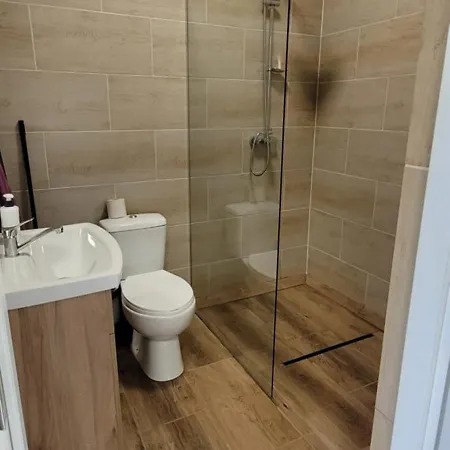 20a, Dom 11 Miejsc Bladkowo