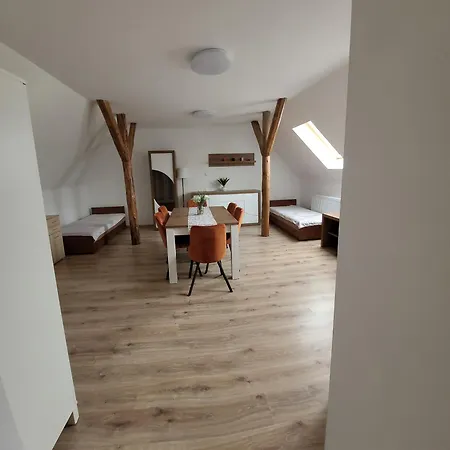 20a, Dom 11 Miejsc 빌라 *