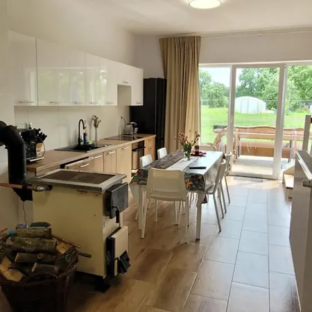 20a, Dom 11 Miejsc Vila Bladkowo