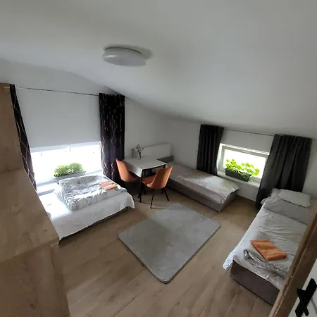 20a, Dom 11 Miejsc * Bladkowo