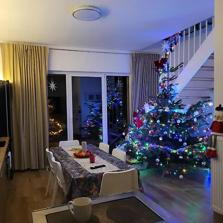 20a, Dom 11 Miejsc Bladkowo