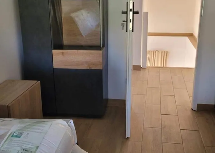 20a, Dom 11 Miejsc Villa *