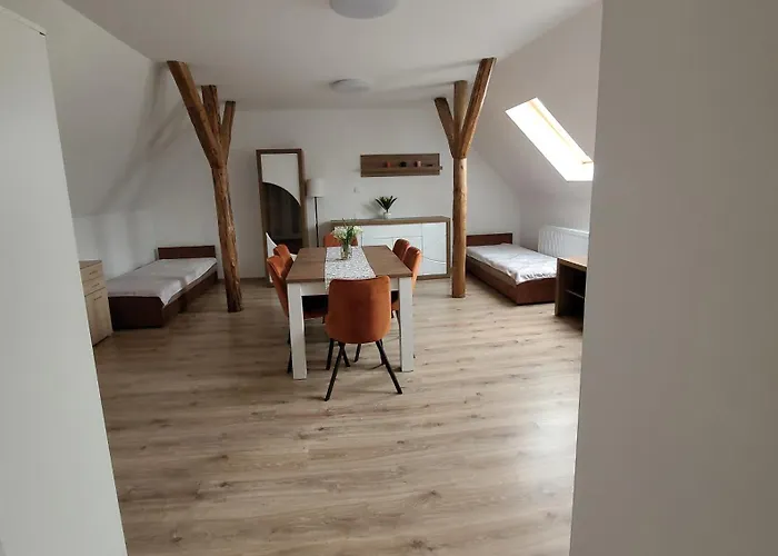 20a, Dom 11 Miejsc Villa *