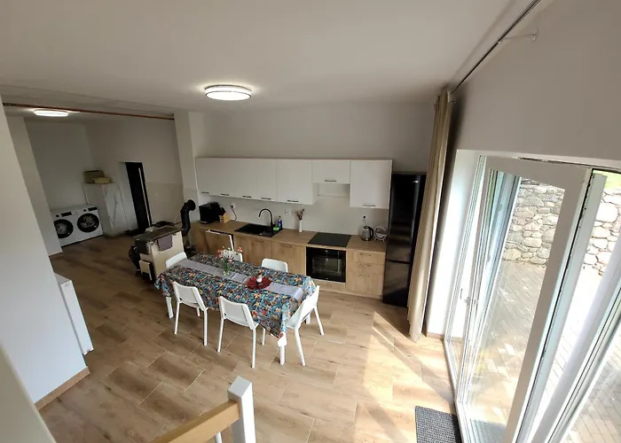 20a, Dom 11 Miejsc Villa *