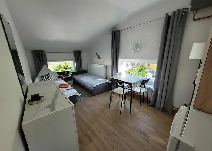 20a, Dom 11 Miejsc *