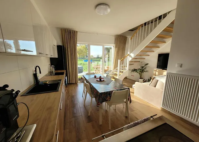 20a, Dom 11 Miejsc Bladkowo